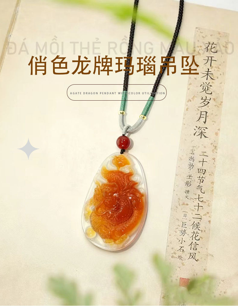 Mặt dây chuyền mã não hiệu Tiểu Sắc Long